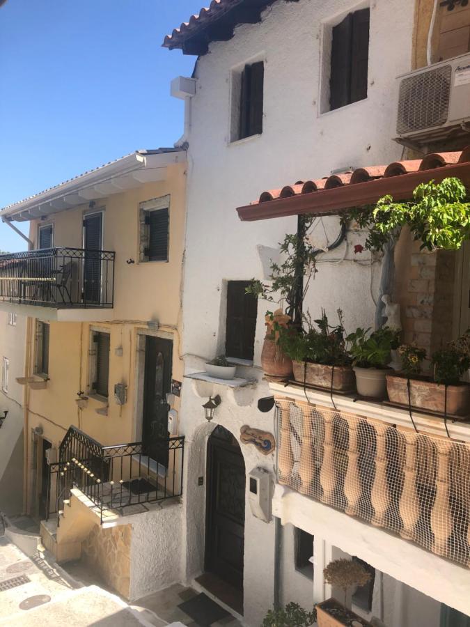 Appartamento Blaue Welle Haus Parga Esterno foto